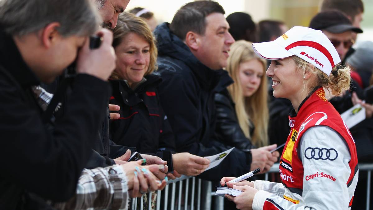 Rahel Frey gewinnt 2008 auf dem Nürburgring als erste Frau ein Rennen im deutschen Formel-3-Cup