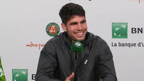 Tennis-Profi Carlos Alcaraz wird nach seinem French-Open-Match gefragt, wem er im Champions-League-Finale die Daumen drückt. Die Antwort kommt wie aus der Pistole geschossen.