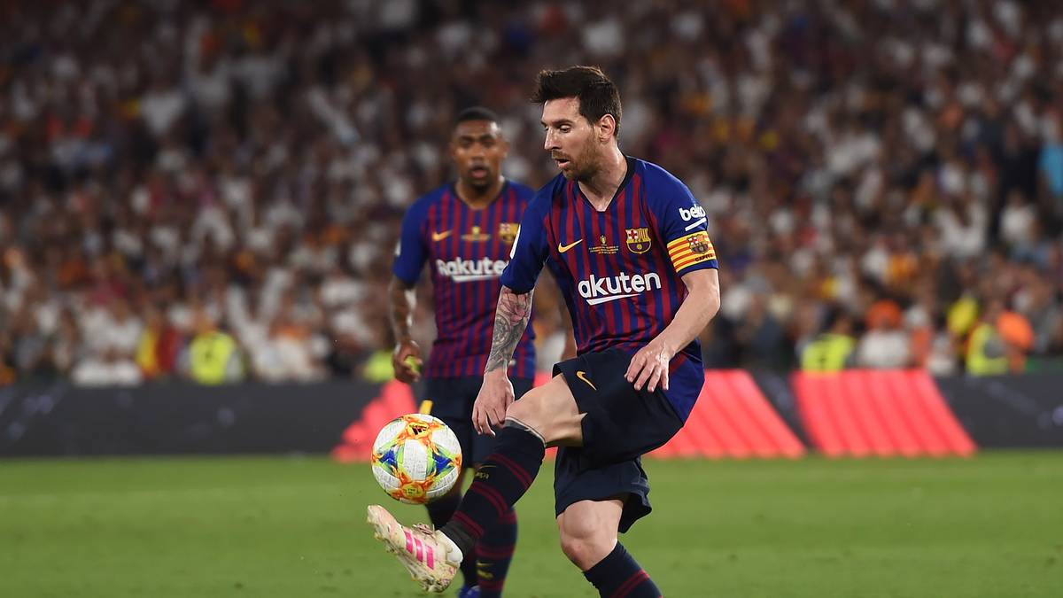 La Liga (Spanien): 2011/12 schnappte sich LIONEL MESSI die Torjägerkrone in Spanien mit unfassbaren 50 Treffern – in 37 Partien