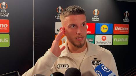 Ermedin Demirovic ist nach der 0:1-Niederlage gegen Celtic Glasgow nicht gut auf den VAR zu sprechen, der seinen Treffer einkassiert hatte.