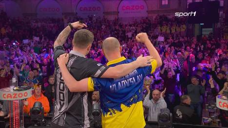 Der ukrainische WM-Neuling Vladyslav Omelchenko verliert sein erstes WM Spiel. Woodhouse steht damit in Runde zwei.