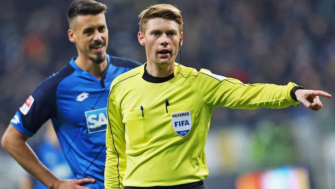 Schiri scherzte über seine Leistung