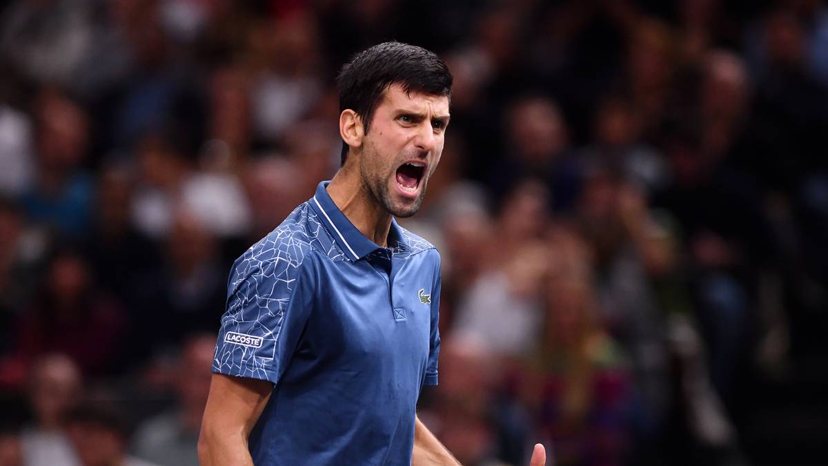Nach fast zwei Jahren ist Djokovic wieder an der Spitze der Weltrangliste. Obwohl er im Finale des Paris-Masters scheitert, löst er seinen Dauerrivalen Rafael Nadal ab. Djokovic steht in seiner Karriere bislang insgesamt 260 Wochen auf Platz eins der Rangliste