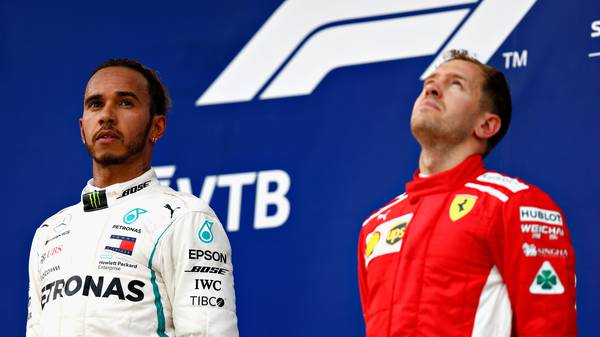 Lewis Hamilton verteidigt Sebastian Vettel gegen die Kritik