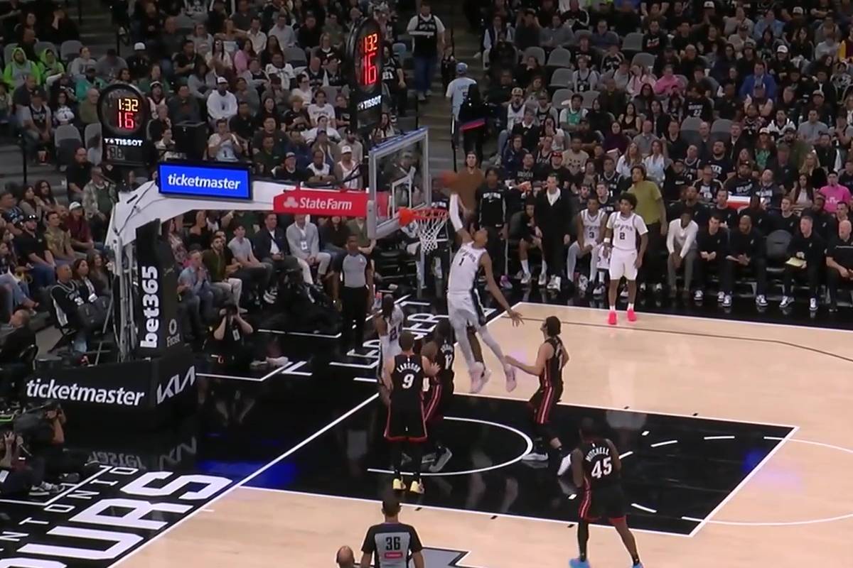 Schier unfassbar, was der 2,24-Meter-Alien macht