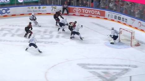 Die Kölner Haie siegen in einem Neun-Tore-Spektakel gegen die Adler Mannheim.