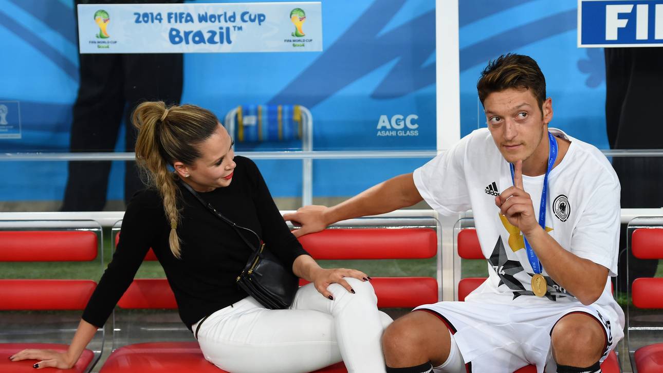 Liebes-Aus bei Özil und Capristo?