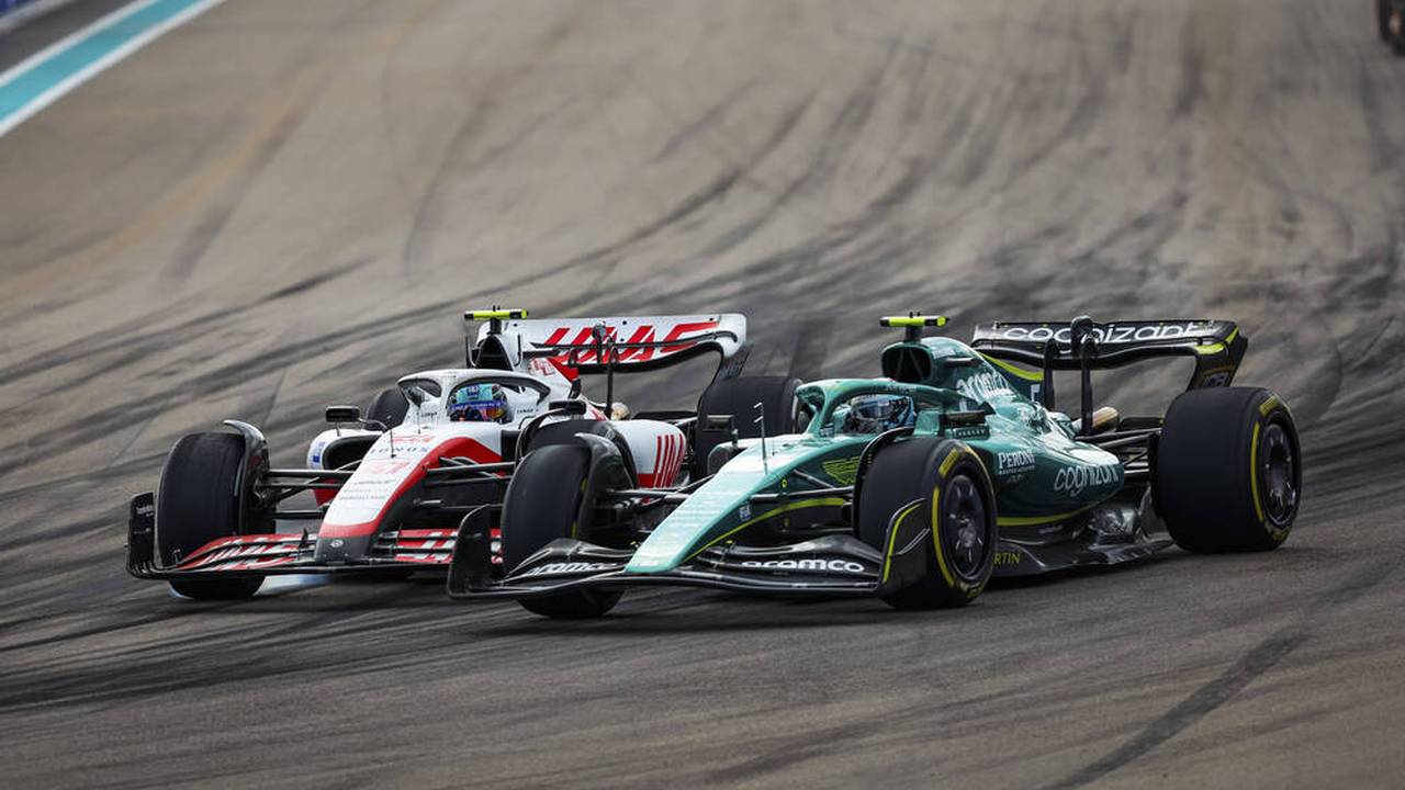 AvD Motor- und Sportmagazin: Mick Schumacher räumt Sebastian Vettel ab | Formel1