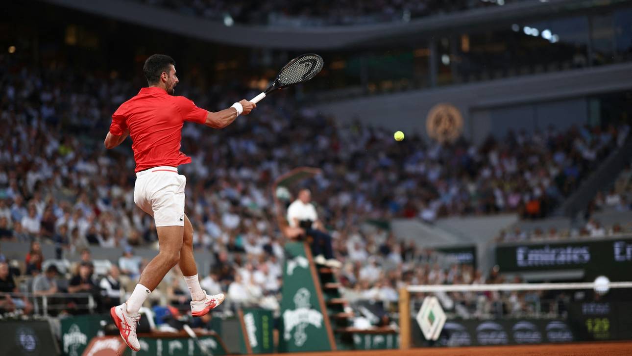 Mühelos in Paris: Djokovic zieht ins Achtelfinale ein