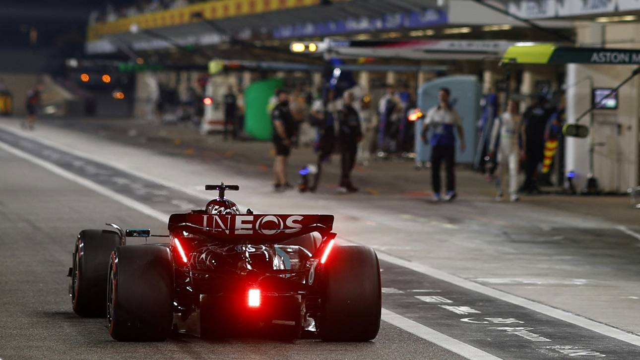 Mercedes zeigt Boliden nach Eröffnung