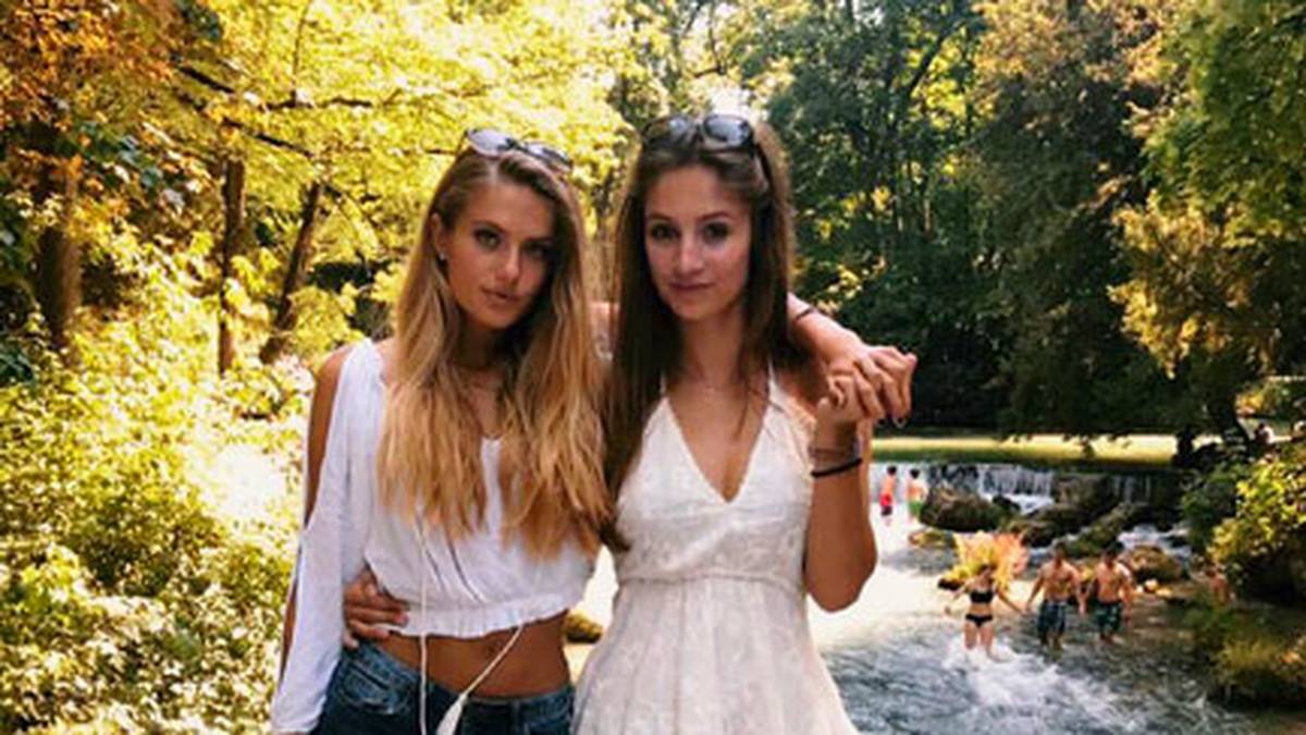 In ihrer Freizeit trifft die Sprinterin Freundinnen - hier im Englischen Garten in München ...