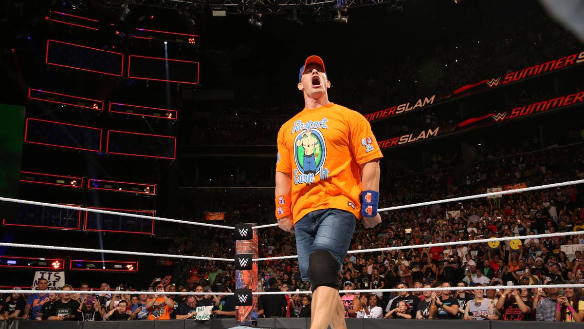 Es geht gleich mal mit dem noch immer größten Star von WWE los: John Cena heizt den Fans ein