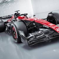 Die Formel-1-Saison 2023 wirft ihre Schatten voraus, die Teams stellen ihre neuen Autos vor.  Nach Red Bull und Haas präsentieren sich nun zwei weitere Teams . SPORT1 zeigt die Termine der Rennställe.