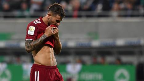 Lucas Hernández vom FC Bayern wurde zu einer sechsmonatigen Haftstrafe verurteilt. Scheitert seine Berufung, muss er sie schon Ende Oktober antreten.