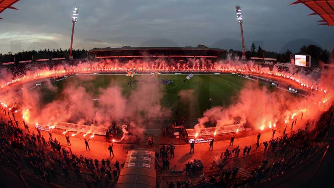 Pyro-Abschied vom Wildparkstadion