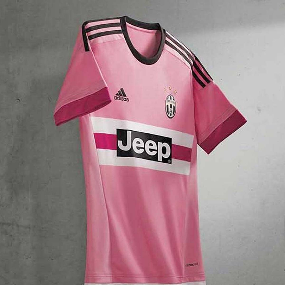 Juventus Turin Stellt Rosa Auswartsrikot Vor