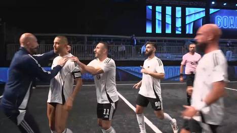 Team Germany feiert einen gelungenen Auftakt in den Kings League World Cup Nations. Gegen Peru spielt ein ehemaliger Bundesliga-Profi groß auf.