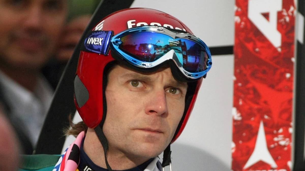 Vierter ist der Finne Janne Ahonen. Mit fünf Vierschanzentournee-Siegen gehört er zu den besten seiner Klasse. Im Weltcup bringt er es bisher auf 36 Siege