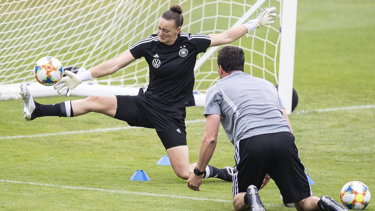 Schult: Stabilisator der DFB-Frauen