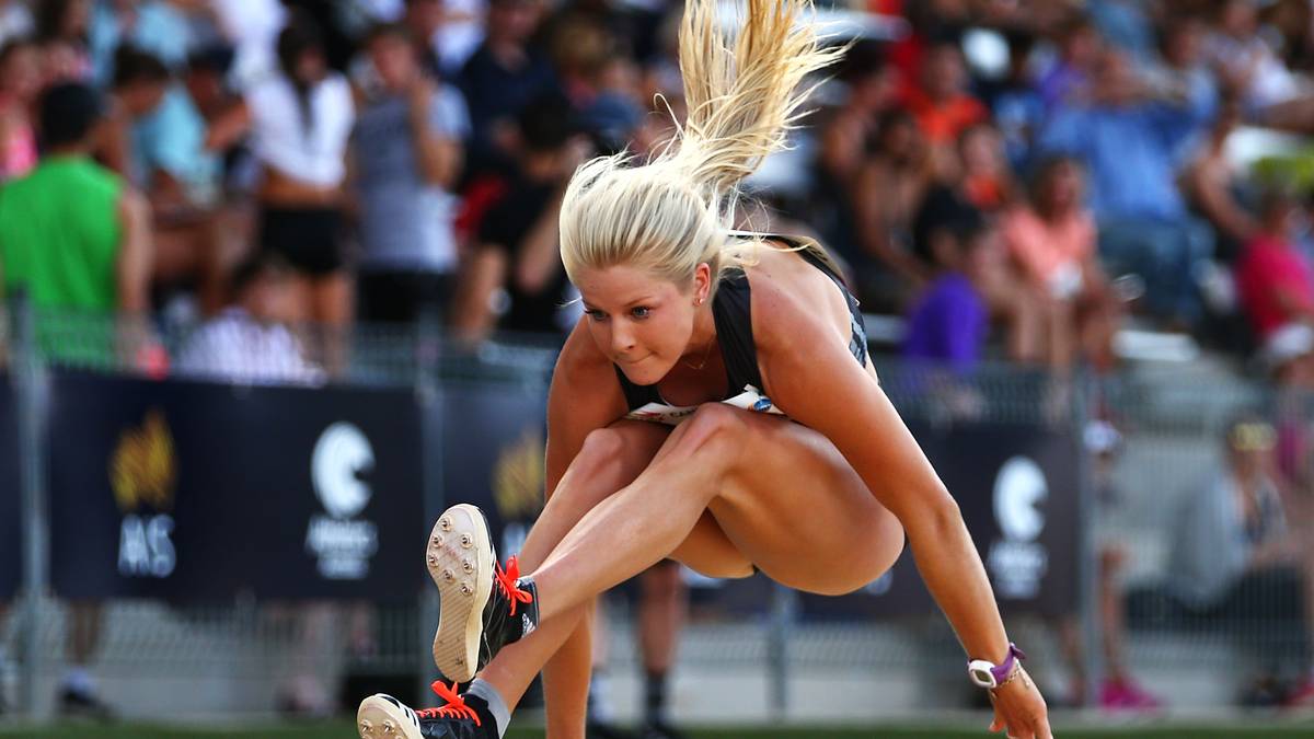 Hoch, aber vor allem weit fliegt Brooke Stratton durch die Lüfte. Die Australierin geht in Rio im Weitsprung an den Start