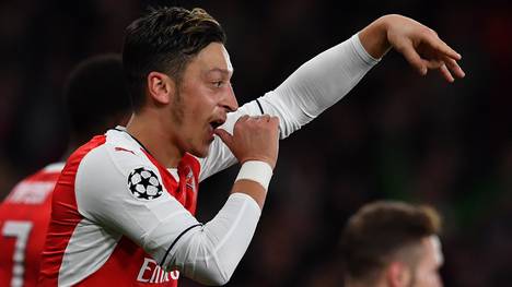 So bejubelte Mesut Özil seine letzten Treffer