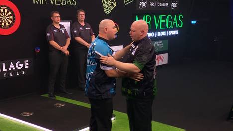 Klare Dominanz. Martin Lukeman besiegt den Ex-Weltmeister Rob Cross, der in diesem Match keine Nervenstärke zeigt. 