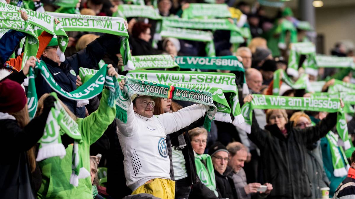 PLATZ 13 - VFL WOLFSBURG: 18.000 Dauerkarten, 2.500 weniger als im Vorjahr