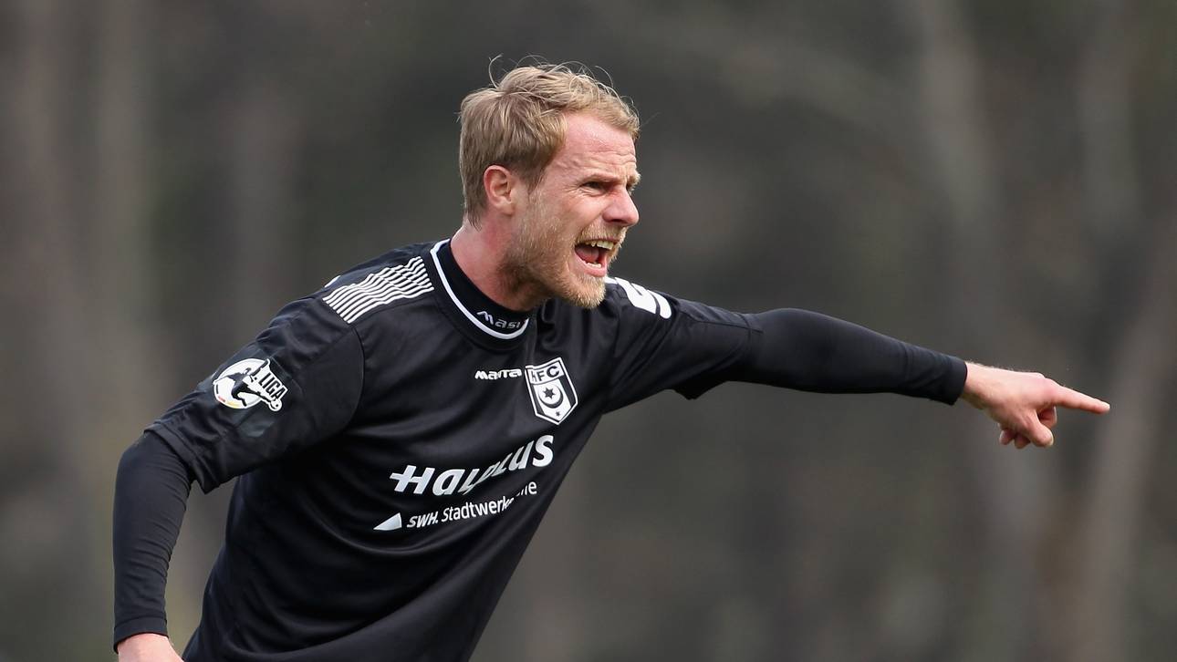 Engelhardt bleibt beim Halleschen FC