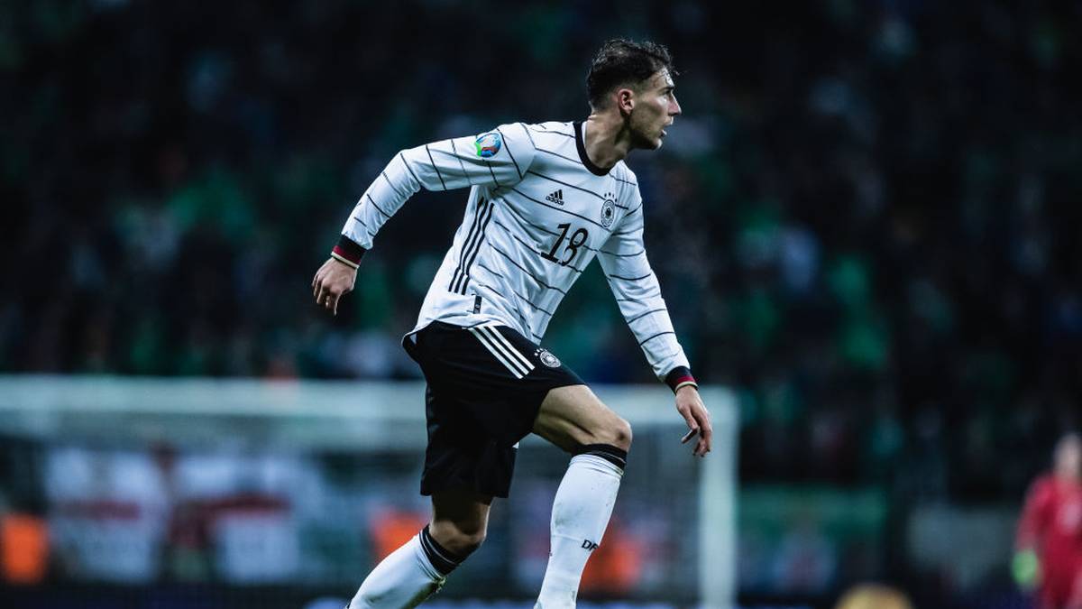 LEON GORETZKA: Leitete mit einem Pass auf Hector das 1:1 ein, grätschte dann mit großem Willen den Ball über die Linie – mit Hilfe des linken Innenpfostens zum 2:1 (43.). Per sattem Schuss aus zweiter Reihe traf er zum 5:1 (73.) – sein drittes Tor in dieser DFB-Woche. SPORT1-Note: 1