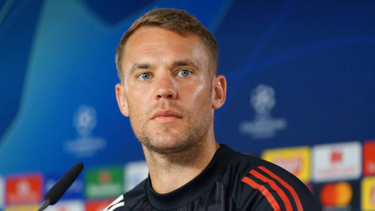 Newsflash: Manuel Neuer von Zweitliga-Keeper kritisiert