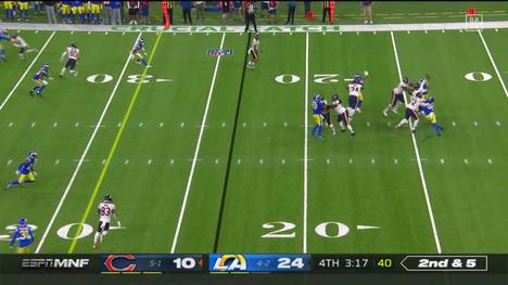 Die Los Angeles Rams lassen der Offense der Chicago Bears NFL-Montagsspiel keine Chance. Bears-Quarterback Nick Foles verzweifelt an der Rams-Defense.
