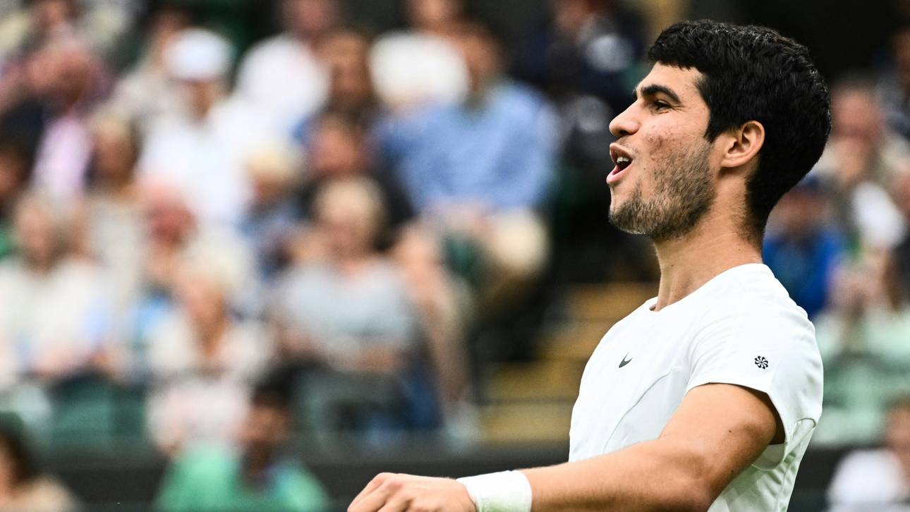 Alcaraz lässt die Muskeln spielen