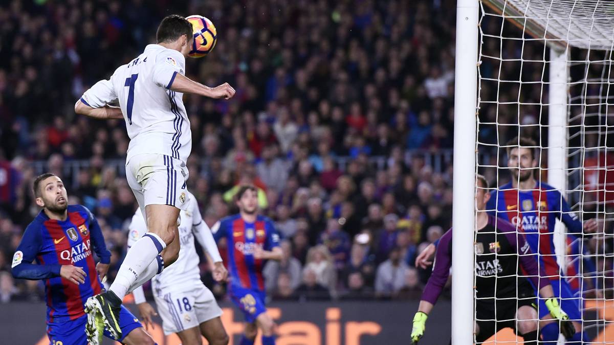 Erster Spieler, der in sechs aufeinander folgenden Clasicos getroffen hat