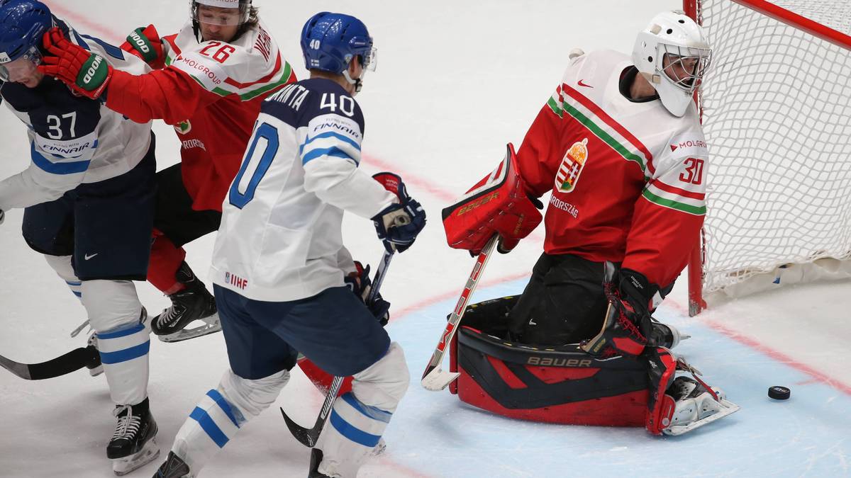 Irgendwann entstehen jedoch in jedem noch so stabilen Bollwerk Risse. Ungarns Torhüter sieht das Unheil kommen