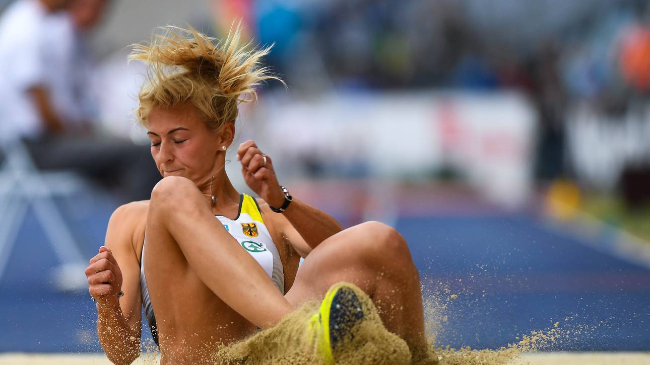 Gierisch springt deutschen Rekord