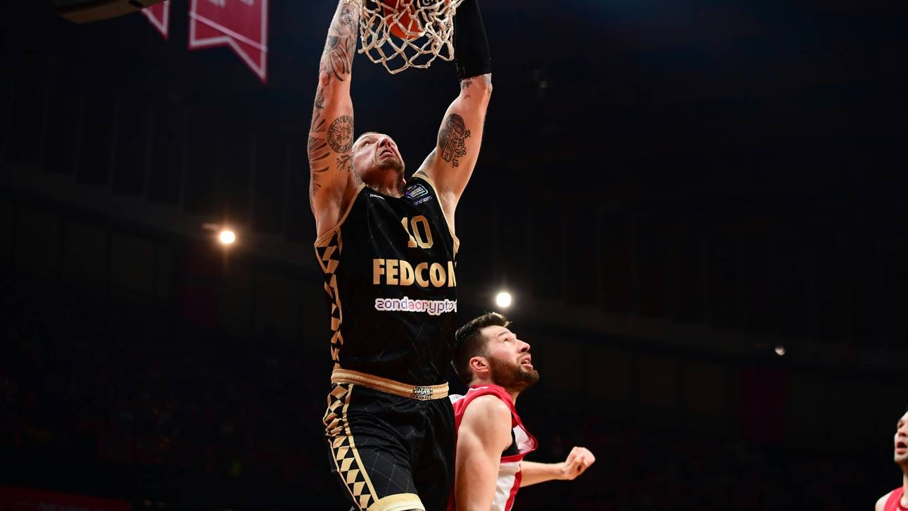 Theis und Monaco verpassen Sweep