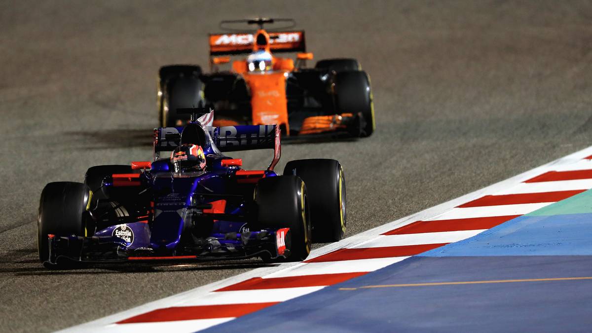 Die Tendenz stimmt, ist aber nur eine Momentaufnahme. Die Wahrheit lautet: Ohne den Ausfall von drei Autos der Top-Teams wäre das nicht drin gewesen. Und andere, wie Toro Rosso, übrigens mit dem von McLaren verhassten Honda-Motor im Heck, machen in Bahrain einen Schritt nach vorne