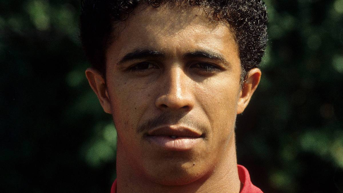 Dabei findet sich Mazinho sogar etwas besser als Kollege Bernardo in der bayerischen Landeshauptstadt zurecht. Sein Einstand könnte kaum besser laufen: Als Joker erzielt er am 3. Spieltag der Saison 91/92 den 1:0-Siegtreffer gegen Düsseldorf