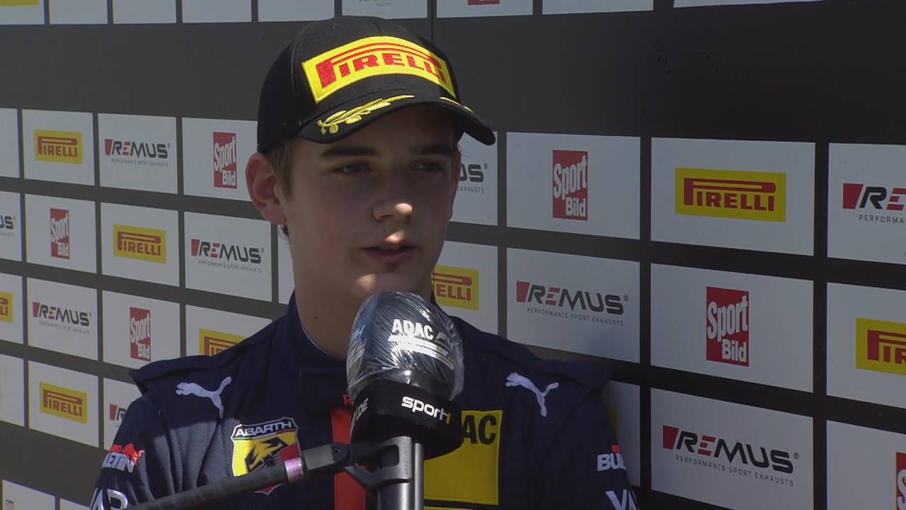 ADAC Formel 4: Interview mit Jonny Edgar am Lausitzring