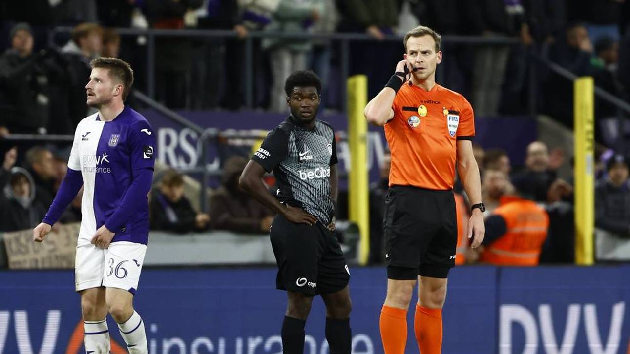 VAR-Fehler! Spiel wird wiederholt