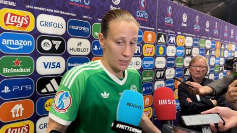 Torhüterin Ann-Katrin Berger avanciert im EM-Viertelfinale zwischen Deutschland und Frankreich zur Matchwinnerin. Hinterher erklärt sie die entscheidenden Momente.