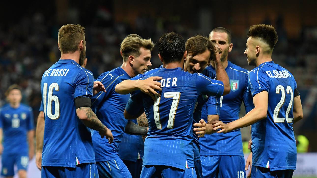 Italien bejubelt kurioses Eigentor