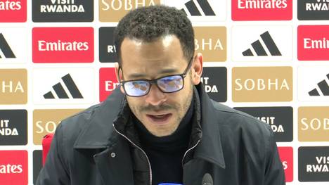 Der FC Chelsea sah bei der 1:2-Niederlage gegen Arsenal schon den siebten Platzverweis dieser PL-Saison. Trainer Liam Rosenior fordert nach der Gelb-Roten Karte für Pedro Neto deutlich mehr Verantwortung.