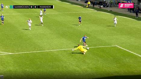 Als alle schon mit dem Schlusspfiff rechneten, musste Saarbrückens Torwart Daniel Batz doch noch einmal in höchster Not retten - am Ende stand ein bisweilen hitziges 0:0 zwischen Saarbrücken und Mannheim.