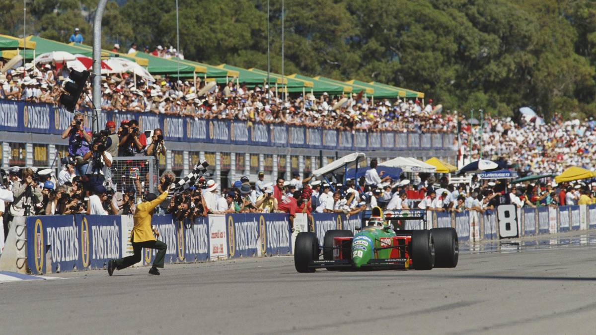 PLATZ 12 - Nelson Piquet (23 Siege): Obwohl auch er sich dreimal zum Champion krönte und damit genauso oft wie sein Landsmann Ayrton Senna Weltmeister wurde, erreichte er in seiner brasilianischen Heimat nie den Status des 1994 tödlich verunglückten Senna