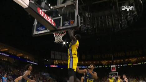 Die BBL-Highlights der Partie ALBA Berlin - EWE Baskets Oldenburg  im Video. 