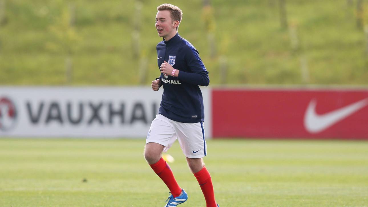Unbekannter crasht England-Training