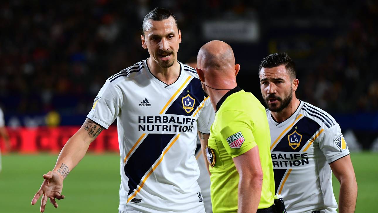 Ibrahimovic für Backpfeife bestraft