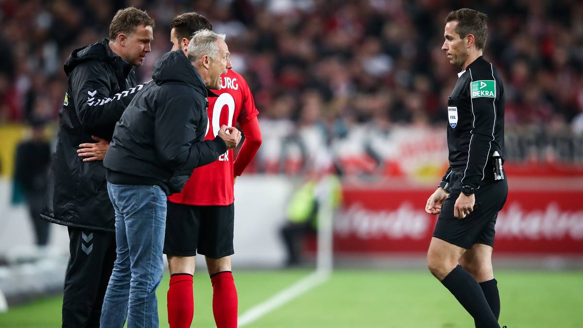 Coach Streich fühlt sich benachteiligt, sagt nach dem Spiel: "Was sie mit uns machen, ist unglaublich..."