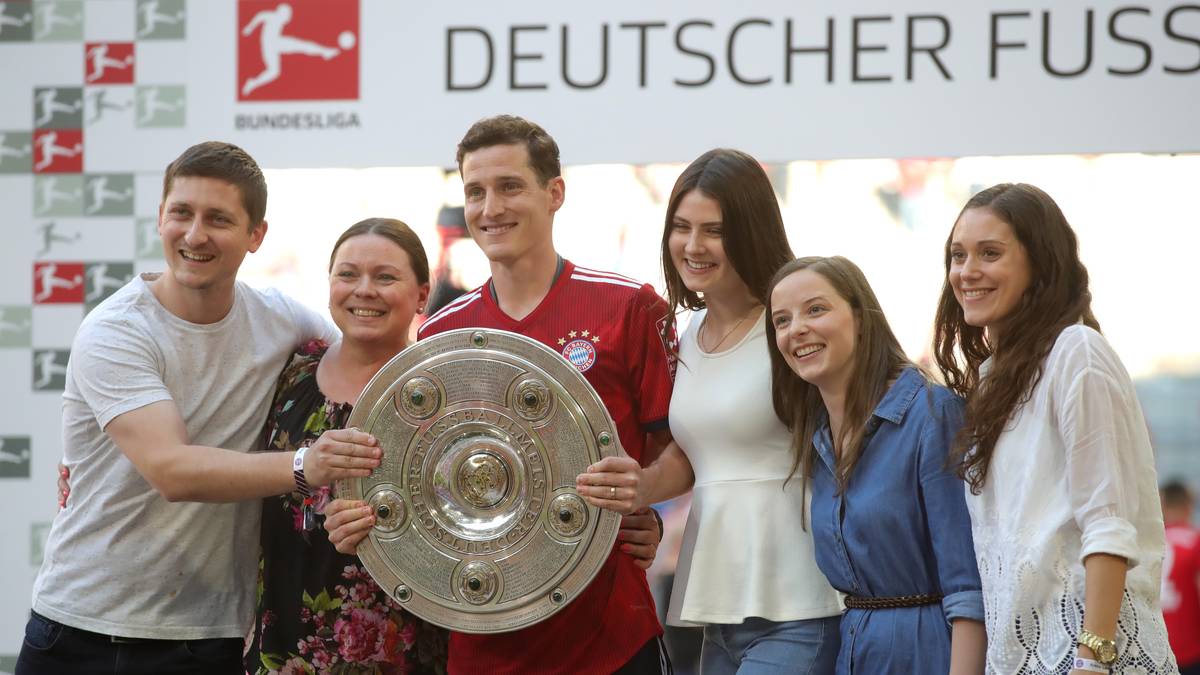 Meister mit dem FC Bayern: Im Mai 2018 war die Fußball-Welt für Sebastian Rudy noch in Ordnung